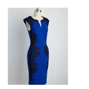 Lakeside Libations Sheath Dress in Sapphire